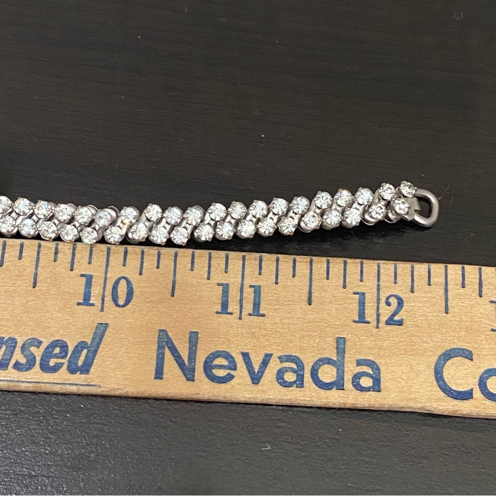 Vintage Clear Rhinestones Silver-tone Expandable Choker Necklace - Picture 16 of 16